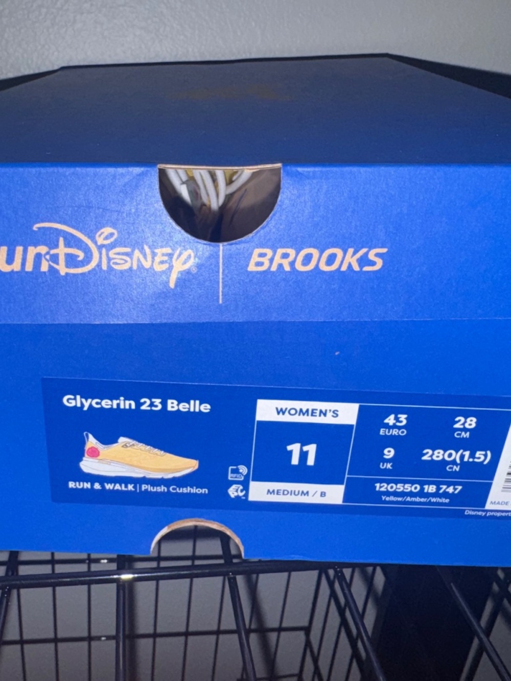 Brooks Disney Belle - Picture 7 of 7